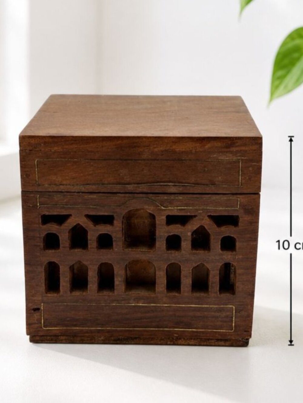 Hand-Carved Wooden Box With Intricate Design - Made In India - 10cm Tall - Vinta